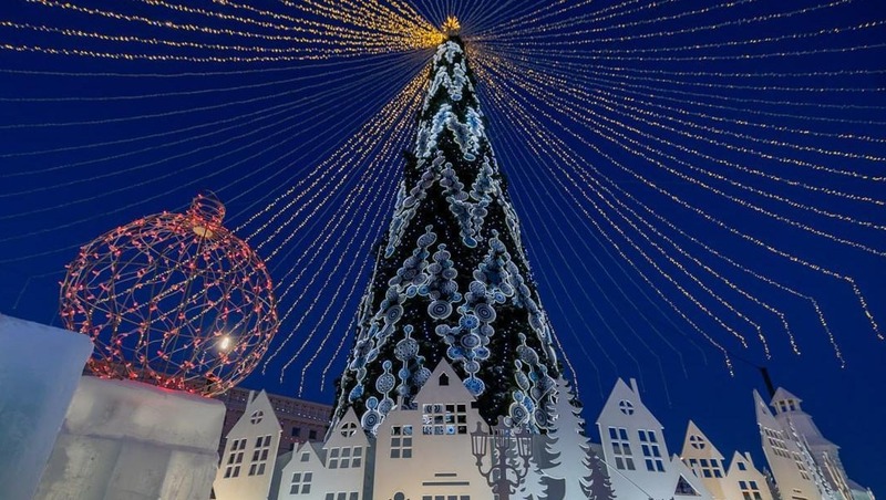 182 тыс. человек посетили главный ледовый городок в новогодние праздники в Челябинске