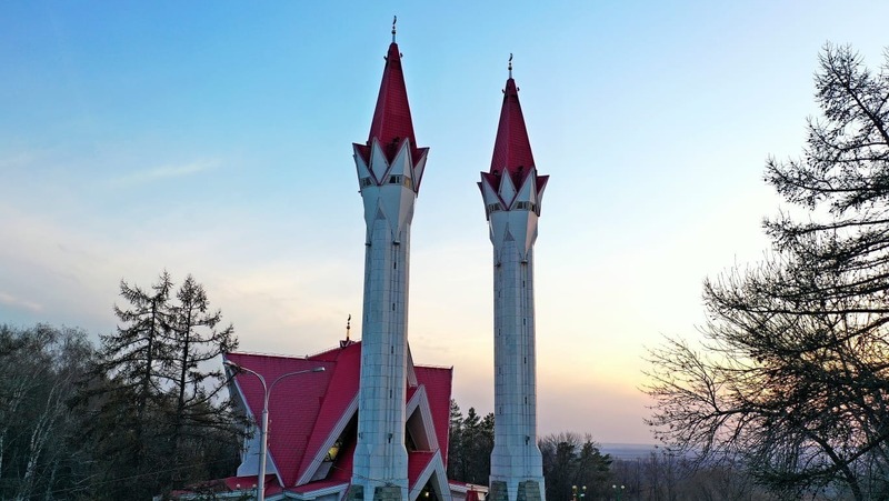 Р.Хабиров поздравил жителей Башкирии с праздником Ураза-байрам