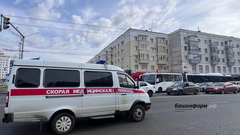 Мэра Уфы увезли в больницу