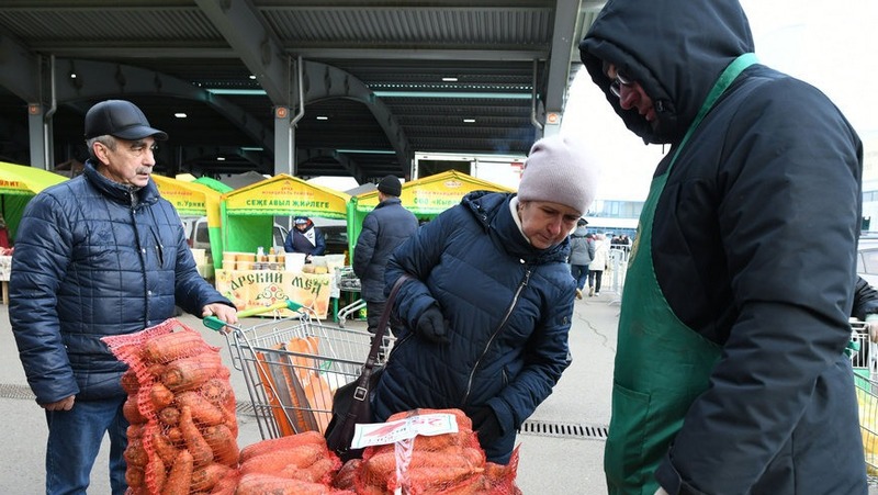 23 сельхозярмарки состоялись в Кировском и Московском районах Казани в 2025 году