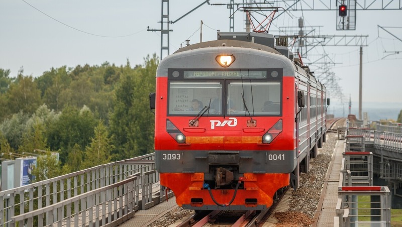 2 новых пассажирских локомотива поступили в Татарстан