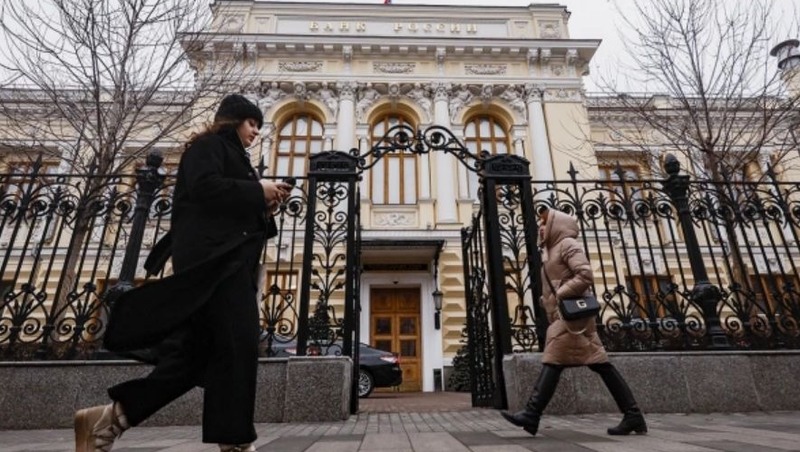 ЦБ снизил ключевую ставку до 15% годовых