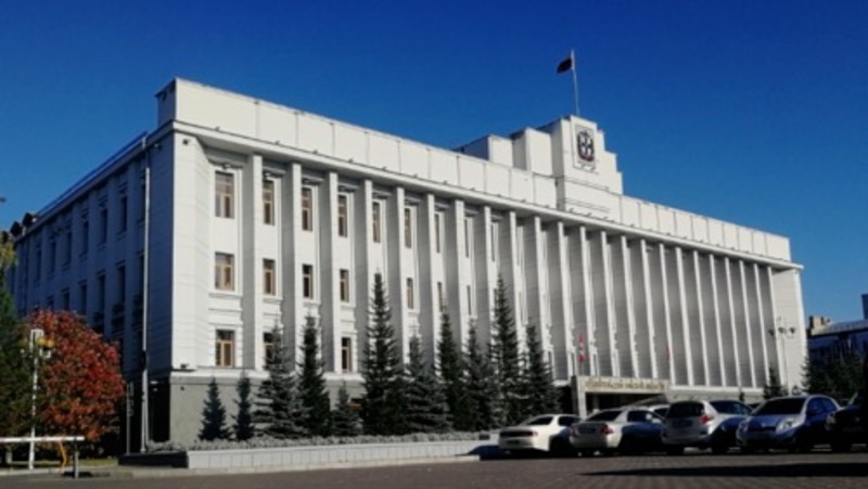 В правительстве Омской области переназначили двух замминистров