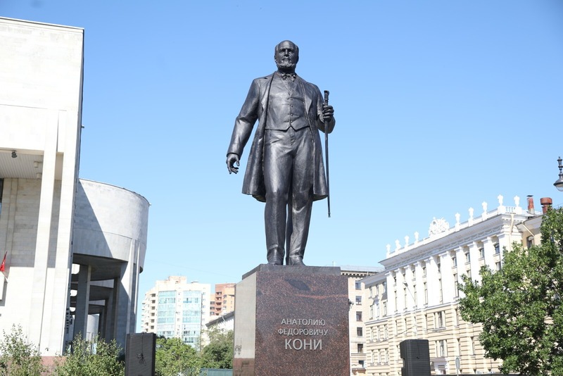 Имя Анатолия Кони присвоили проезду в Московском районе