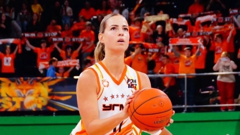 Баскетболистки «УГМК» разгромили московское «Динамо» со счётом 95:49