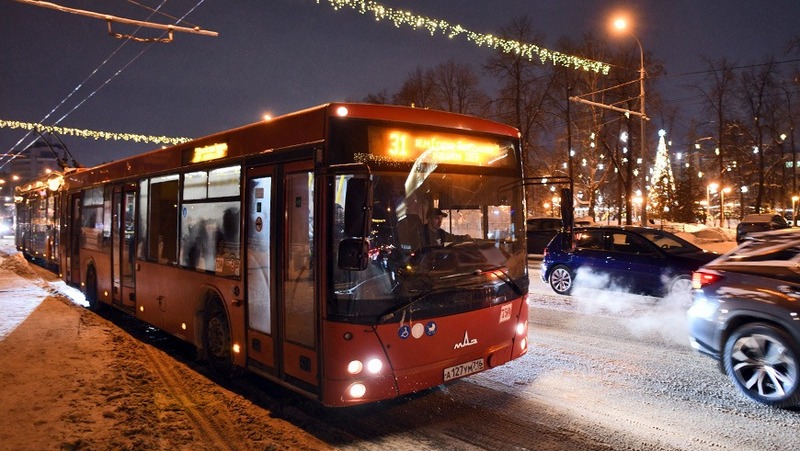 Наземный транспорт продлит работу до 2:00 в Рождественскую ночь в Казани