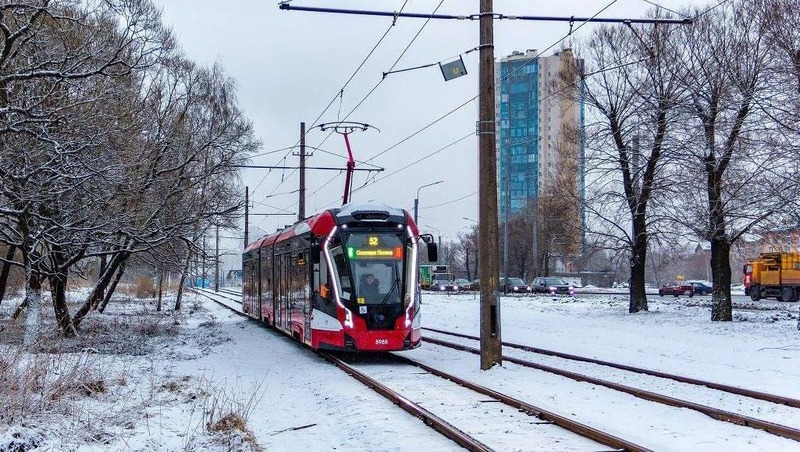 111 новых современных трамваев вышли на городские маршруты в Петербурге