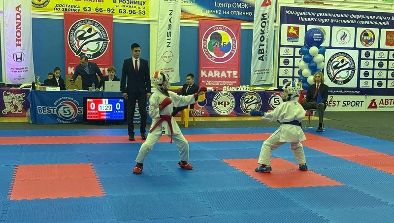 150 спортсменов приняли участие в празднике каратэ в Магадане