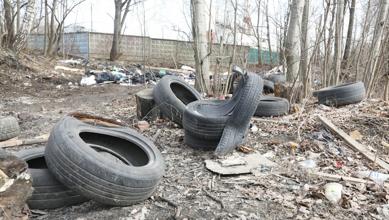 В деревне Корпикюля Гатчинского района ликвидировали свалку