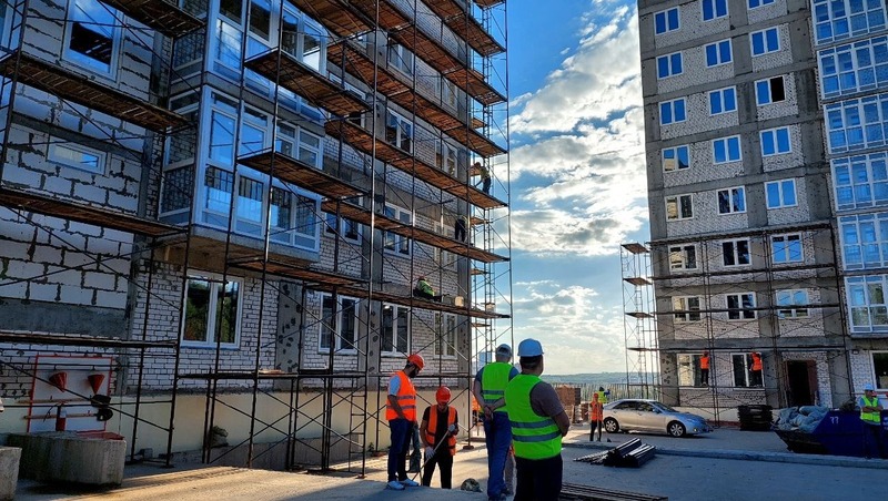 Более 400 квартир закупили для детей-сирот в регионе с начала года