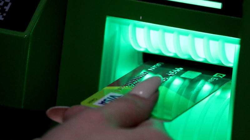 В Татарстане на 24% снизилась выдача кредитных карт