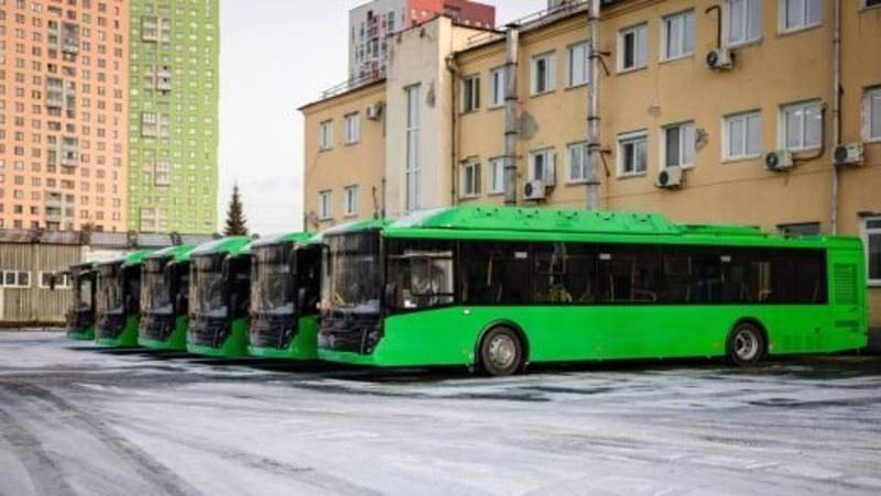 Паслер: 15 новых автобусов поступили в Екатеринбург