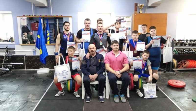 Региональные соревнования по кёрлингу и тяжелой атлетике состоялись в СК «Президентский»