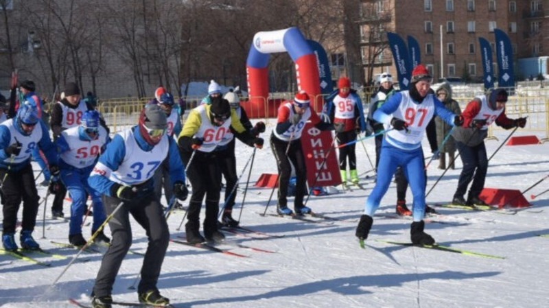 Более 300 человек приняли участие в зимней спартакиаде в Омске