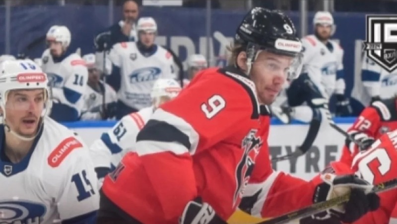 ХК «Молот» обыграл «Норильск» на домашнем льду