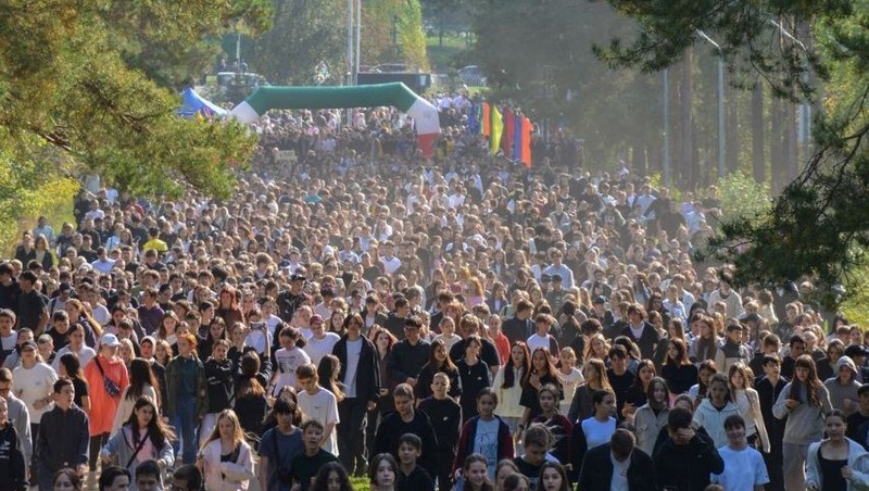 Более 12 тыс. челнинцев вышли на старт «Кросса Татарстана-2025