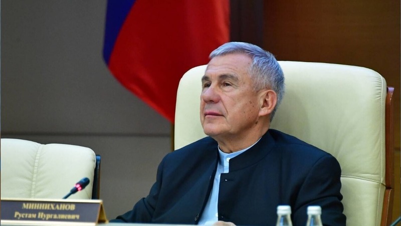 Минниханов возглавил медиарейтинг глав регионов ПФО в августе