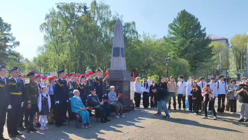 В Казани прошла акция «Парад у дома ветерана»