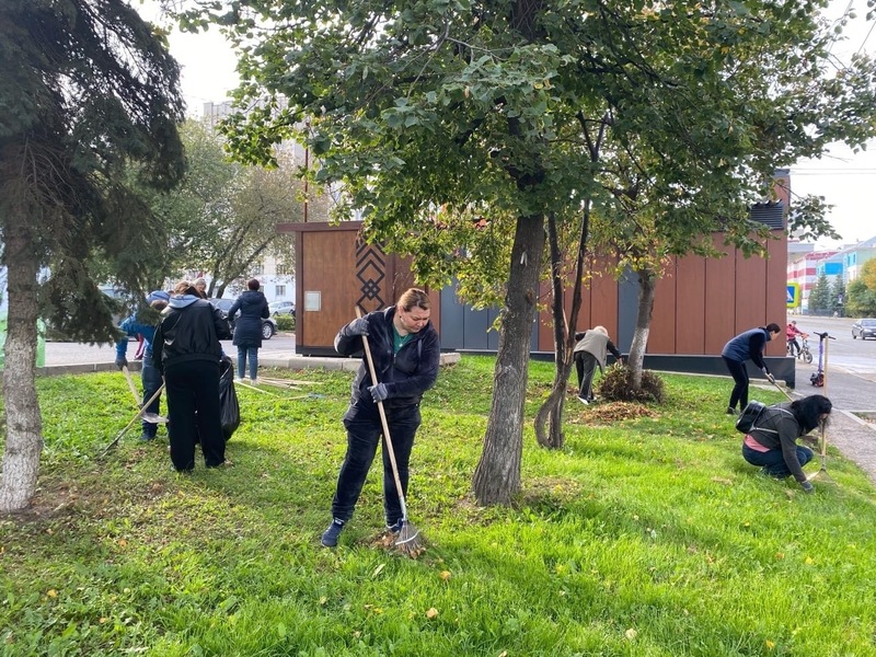 Более 54 тыс. человек приняли участие в городском субботнике