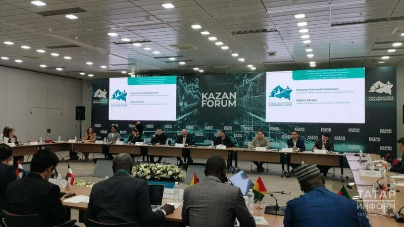 Карасин на KazanForum: ИИ должен быть дополнением, а не заменой людям