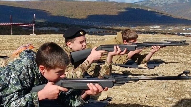 Команда центра «Подвиг» одержала победу в военно-спортивных играх «Будущее России» в Магадане