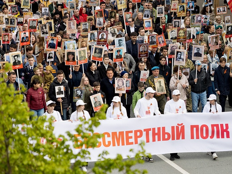 В колонне «Бессмертного полка» приняли участие 150 тыс. казанцев