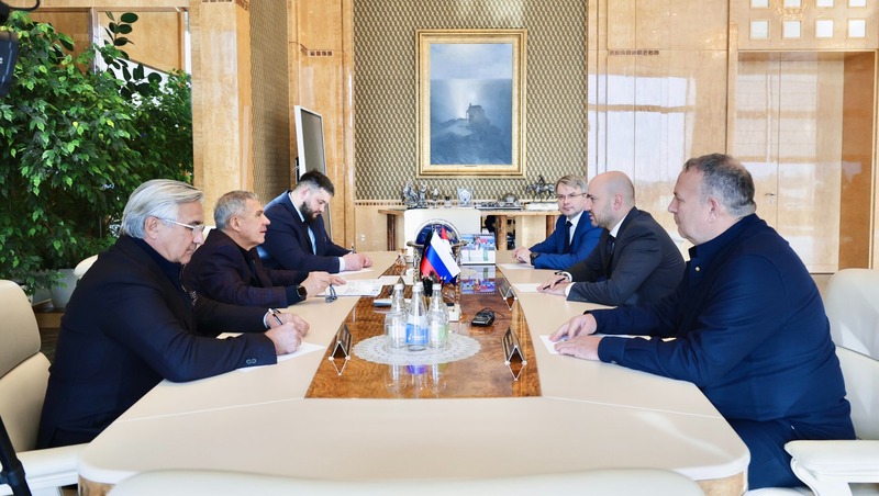 Минниханов и Федорищев обсудили сотрудничество Татарстана и Самарской области