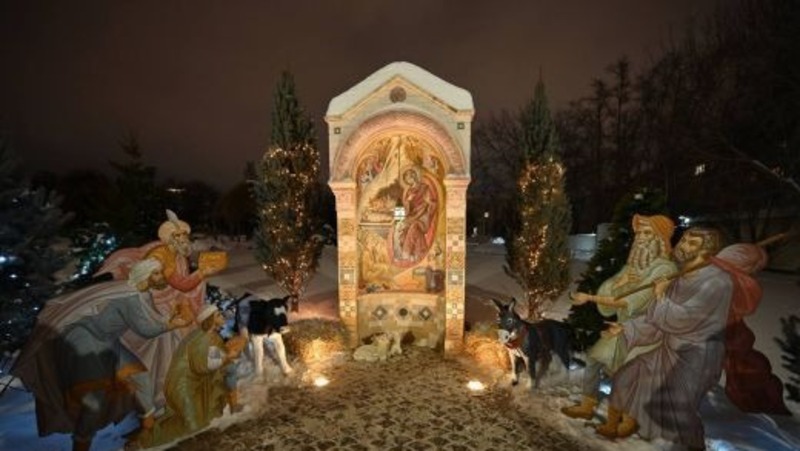 Губернатор Паслер поздравил свердловчан с Рождеством Христовым