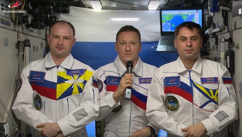Космонавты на МКС поздравили россиян с началом Недели космоса