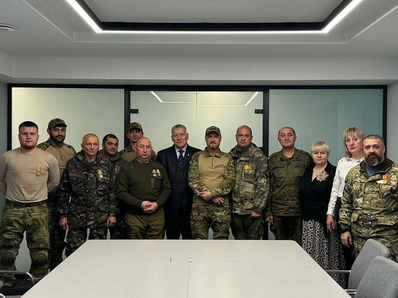 В военкомате Нижнекамска вручили медали «За помощь фронту»