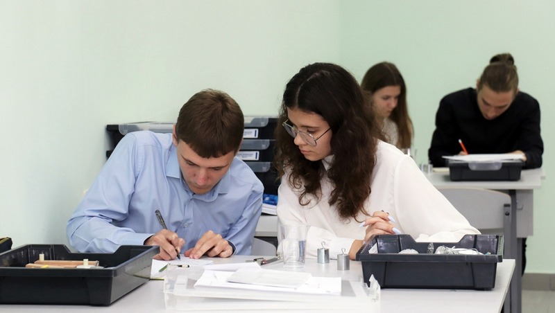 Более 50 зданий школ капитально отремонтируют во Владимирской области за 3 года