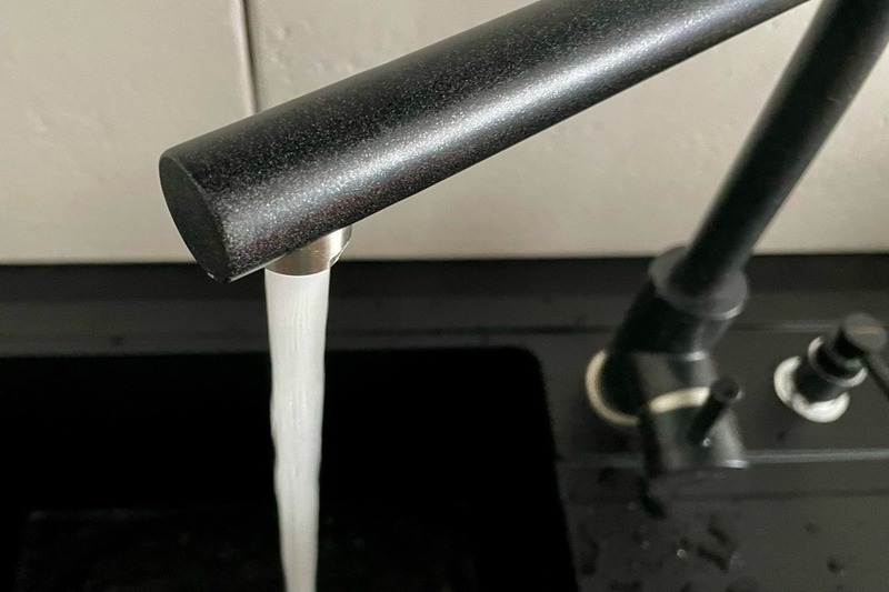 Жители 22 населённых пунктов в Омской области получат воду по судебному решению