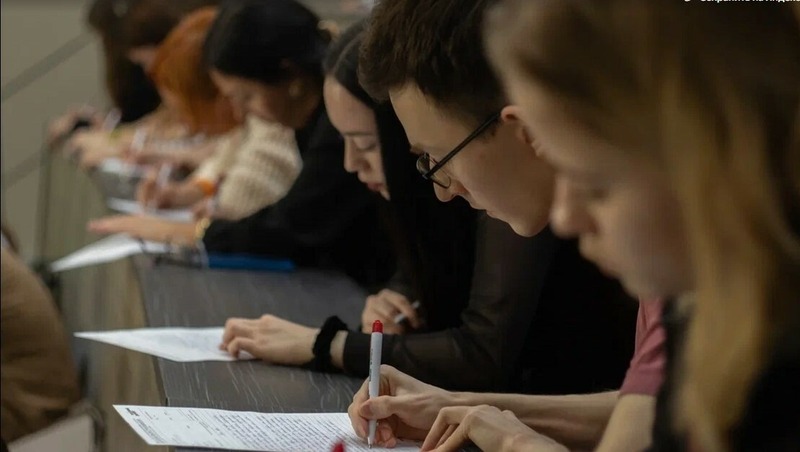 Более 1 тыс. площадок организуют для проведения международного «Тотального диктанта» в РТ