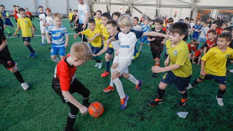 Более 290 тыс. руб. собрали для детей с онкозаболеваниями на благотворительном турнире в Петербурге