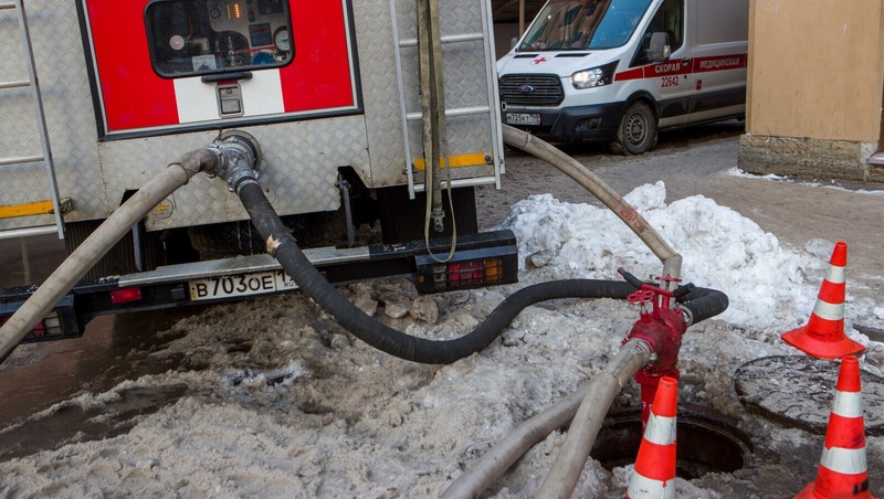 Женщина пострадала в результате пожара в квартире на Наличной в Петербурге