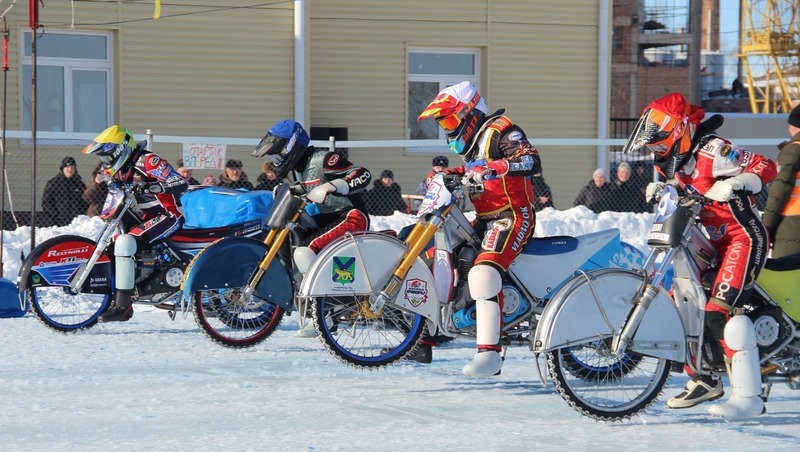 Спортсмены из Башкирии стали победителями чемпионата России по мотогонкам на льду