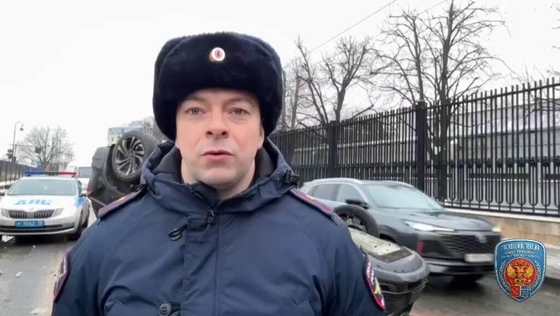 Пожилой водитель и 11-летний ребёнок пострадали в аварии в Петербурге