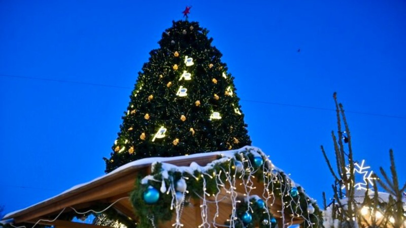 Новогодний маршрут по 50 праздничным локациям подготовили в Екатеринбурге