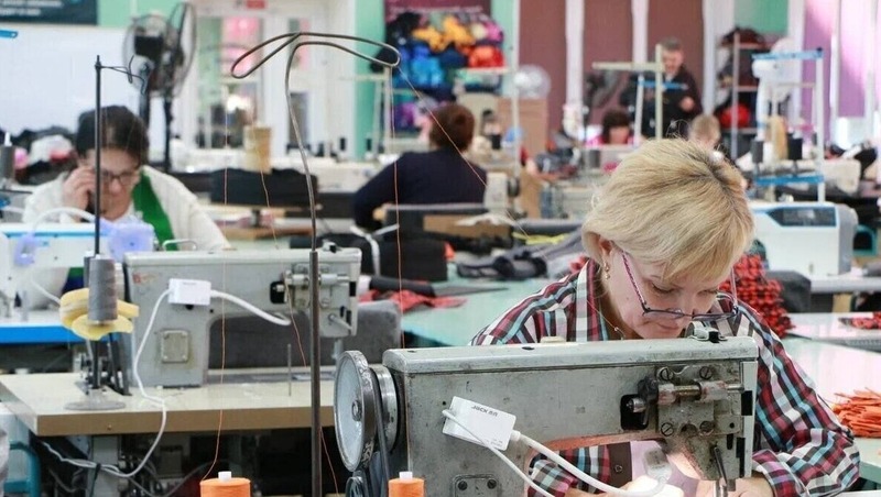 Хоценко посетил ключевые предприятия региона в рамках рабочей поездки 