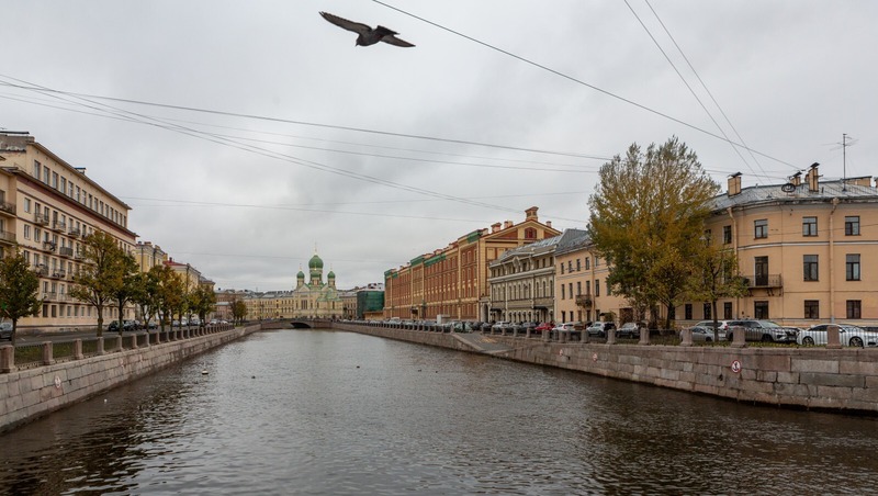 Мужчина упал с катера и утонул в канале Грибоедова