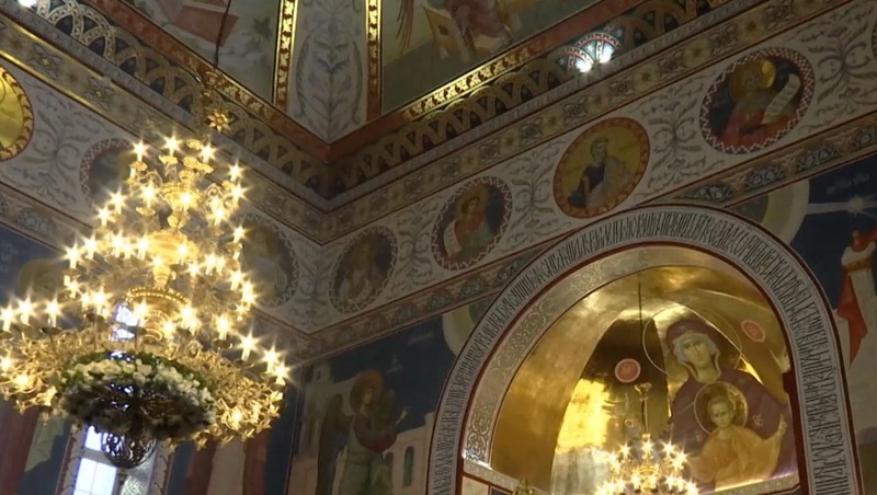 В храме иконы Божией Матери Порт-Артурской в Екатеринбурге освятили новые фрески