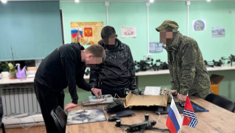 Более 2 тыс. дронов изготовила школа БПЛА в Магадане