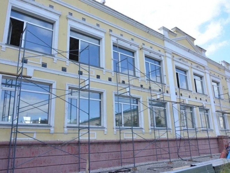 Виталий Хоценко рассказал о темпах строительства «Школы 21» в Омске 