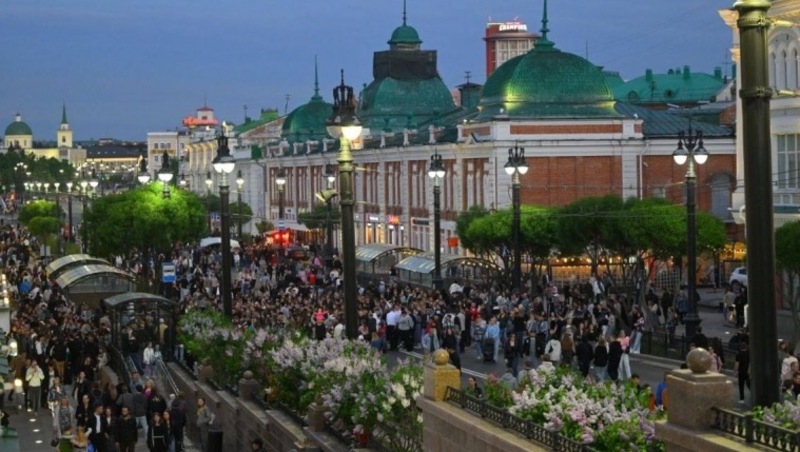 Проект «Пешеходный Любинский» в Омске продлили до конца сентября