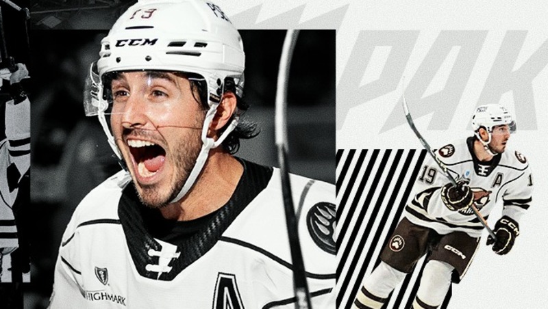 ХК "Трактор" подписал контракт с Майком Веккионе