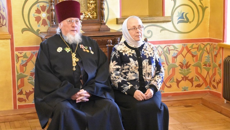 Супругов Ромащенко поздравили с 50-летием совместной жизни в Рязанском кремле