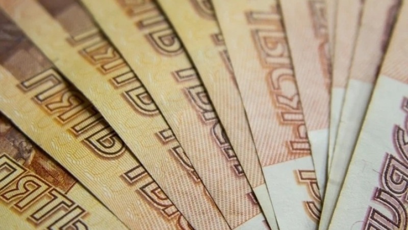 Омичи хранят в банках почти 433 млрд. рублей