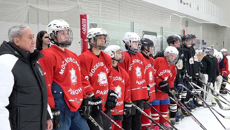 Юных победителей первенства России по хоккею чествовали в Казани