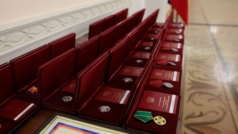 А.Текслер наградил 50 жителей Челябинской области за вклад в развитие региона