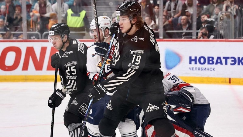 Виталий Кравцов стал лучшим бомбардиром в истории «Трактора» в КХЛ